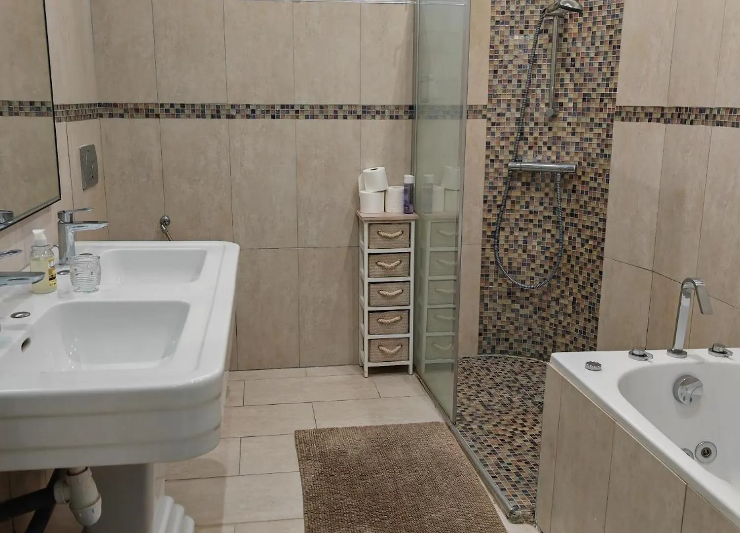 Grand Appartement Paris 16Eme Appartamento